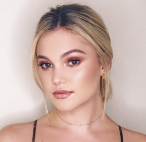 オリヴィアホルトメイク