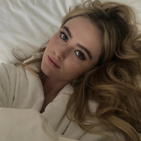 キャスリン ニュートンの年齢身長出演作プロフィール かわいいインスタ画像まとめ Memory Lane