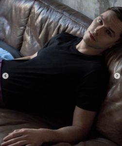 ニコラスホルト